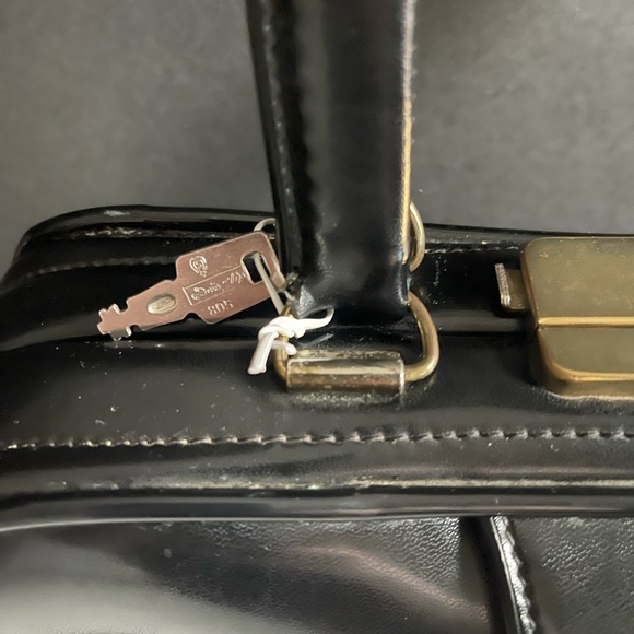 Vintage Top Handle Black Leather Doctors Bag With Key - Picture 8 of 16